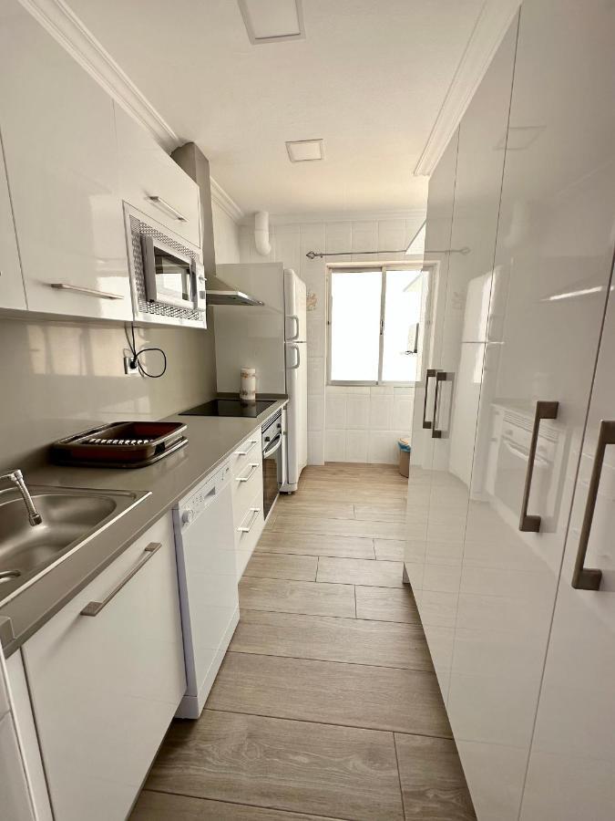 Precioso Apartamento 3 Dormitorios, Aire Acondicionado Menos 10 Min A Pie Feria Jerez De La Frontera Ngoại thất bức ảnh
